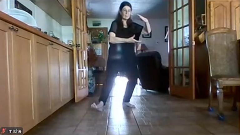 Tai Chi après 70 ans : le témoignage d’une élève de 79 ans (douleurs, mobilité, autonomie)